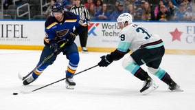 Blues score 3 in third period, beat Kraken 4-1