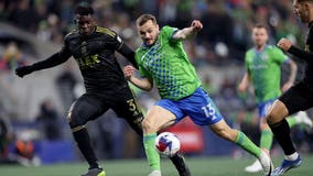 Jordan Morris, Stefan Frei help Sounders beat St. Louis 2-1